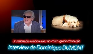 Portrait de Dominique DUMONT en plateau TV devant des micros et portrait de MONTY, son chien couché sur le sol.